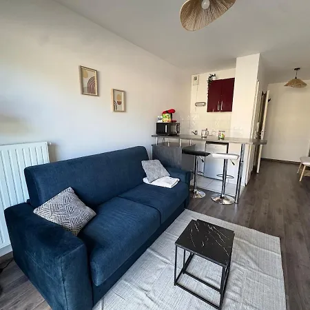 Apartment Cosy Avec Balcon Et Parking Caen
